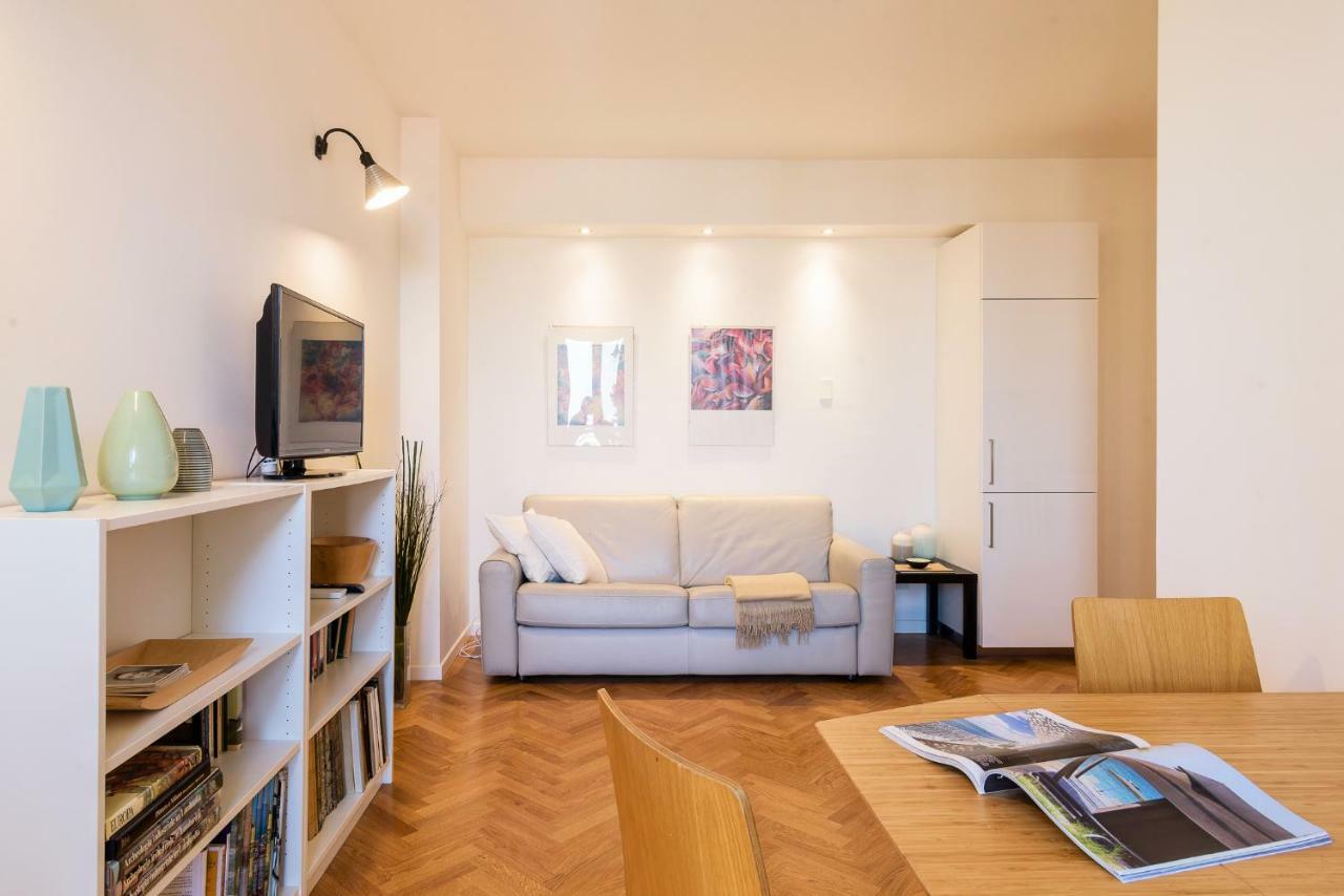 Joivy Homey 1-Bed With View Near Citylife Milano Exterior foto